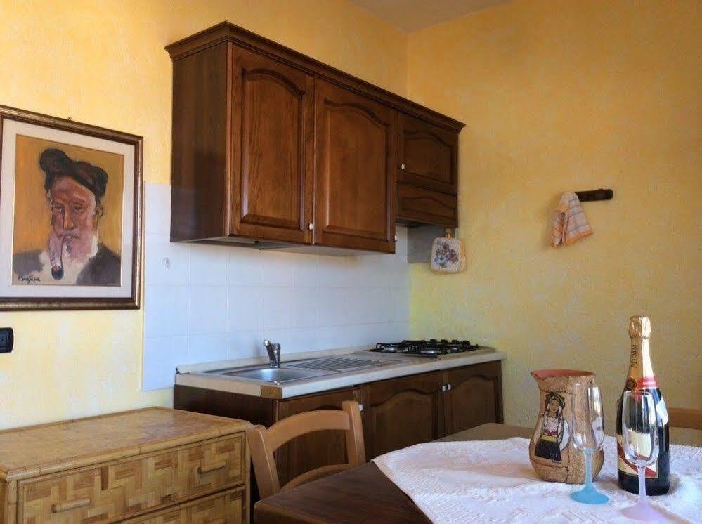 Appartamenti Le Gemme Palau Luaran gambar